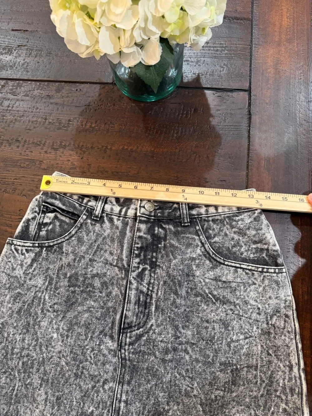 VTG 80s Georges Marciano for GUESS Acid Wash Denim Skirt Red Grid Tag S/M